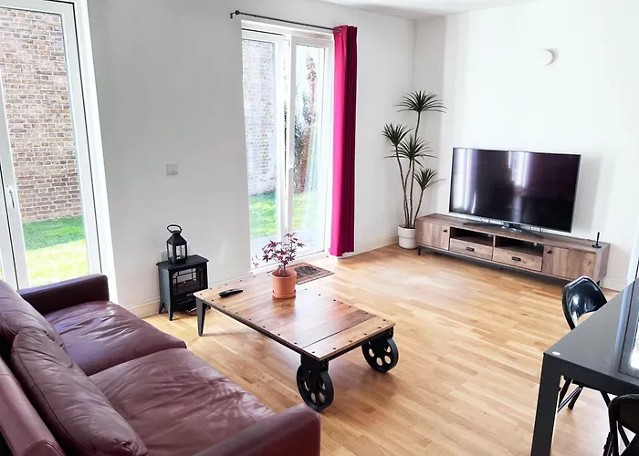 London Apartment 3 Bedrooms Zone 2
